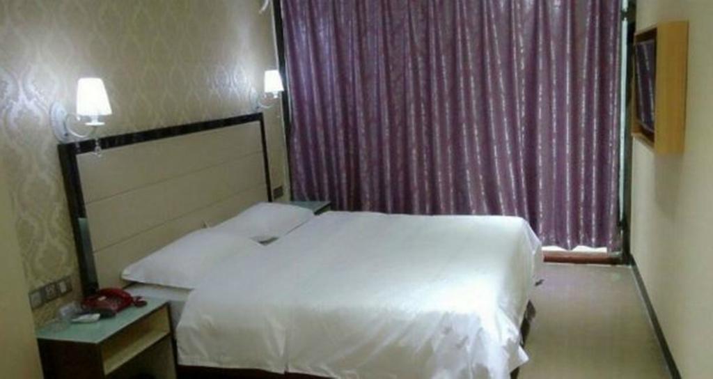 Aoqi Business Hotel Canton Esterno foto